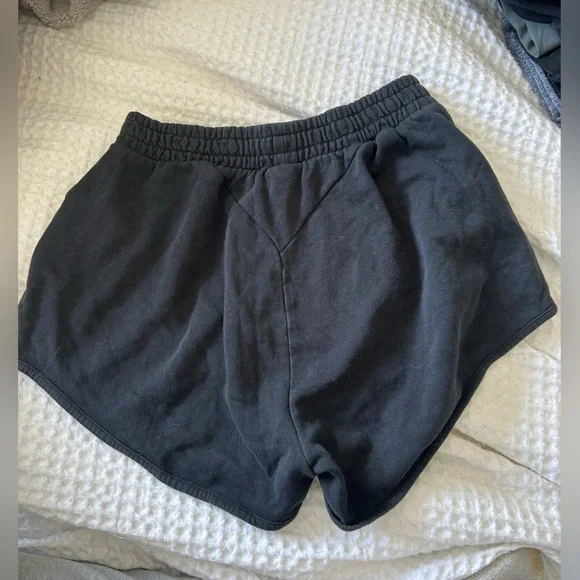 Black Gymshark Shorts - Picture 2 of 3
